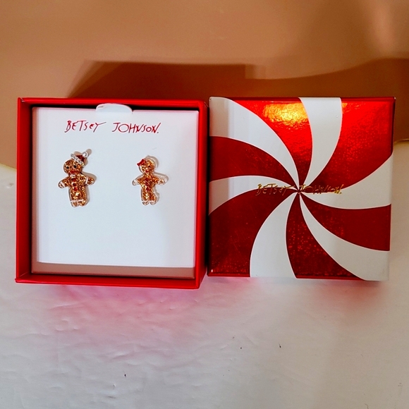 Betsey Johnson Christmas Gingerbread Man Mismatch Stud Earrings - Picture 6 of 6